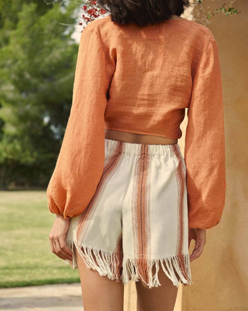 Manebí Cotton Silk Blend Bora Bora Shorts - Eggnog \u0026 Rust Stripes \u0026 Fringes Pezzi Unici