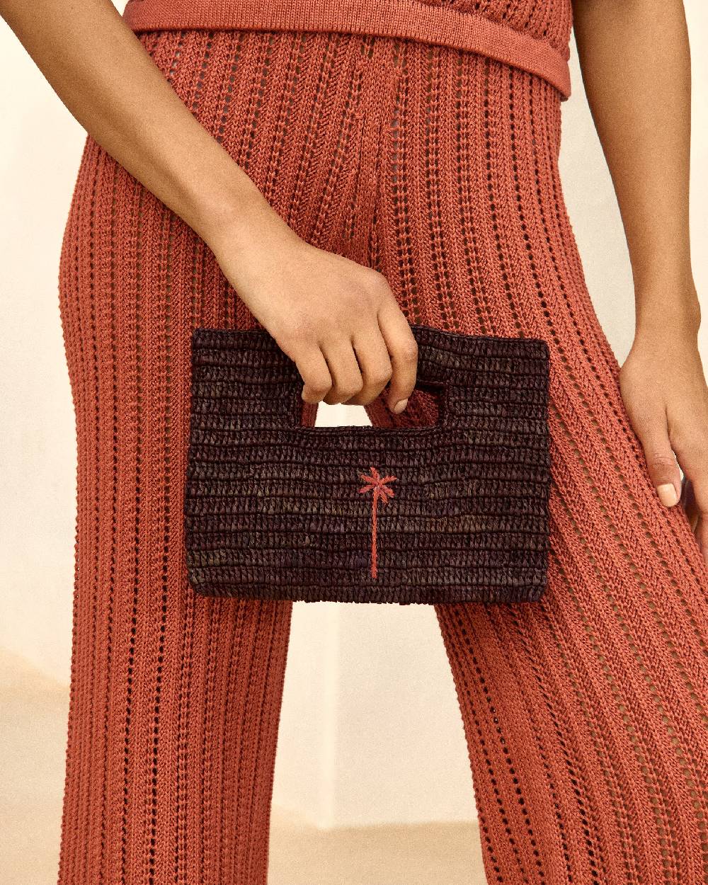 Manebí Raffia Handbag Mini - Chocolate With Rust Palm Presa