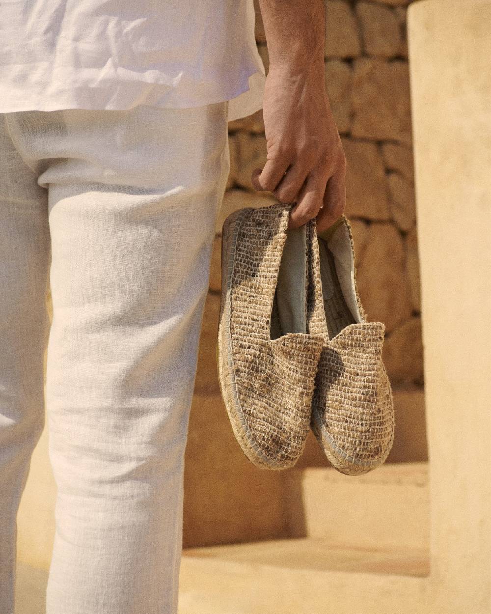Manebí Raw Woven Silk \u0026 Cotton Espadrilles - Yucatán Natural Offerta