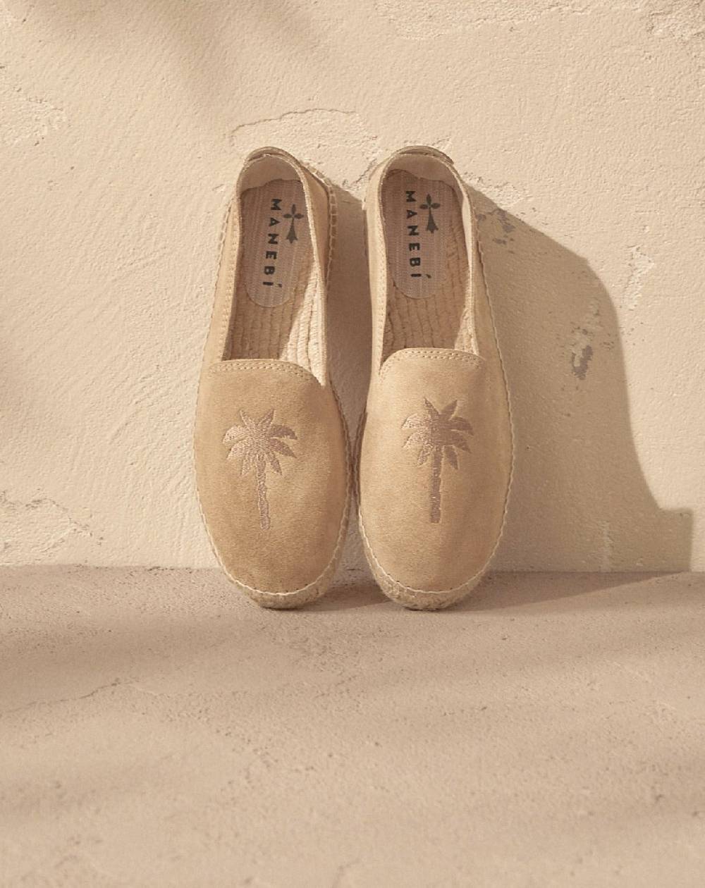 Manebí Espadrillas piatte in pelle scamosciata con ricamo - Palm Springs - Beige lavato e palmo in tono Vendita Calda