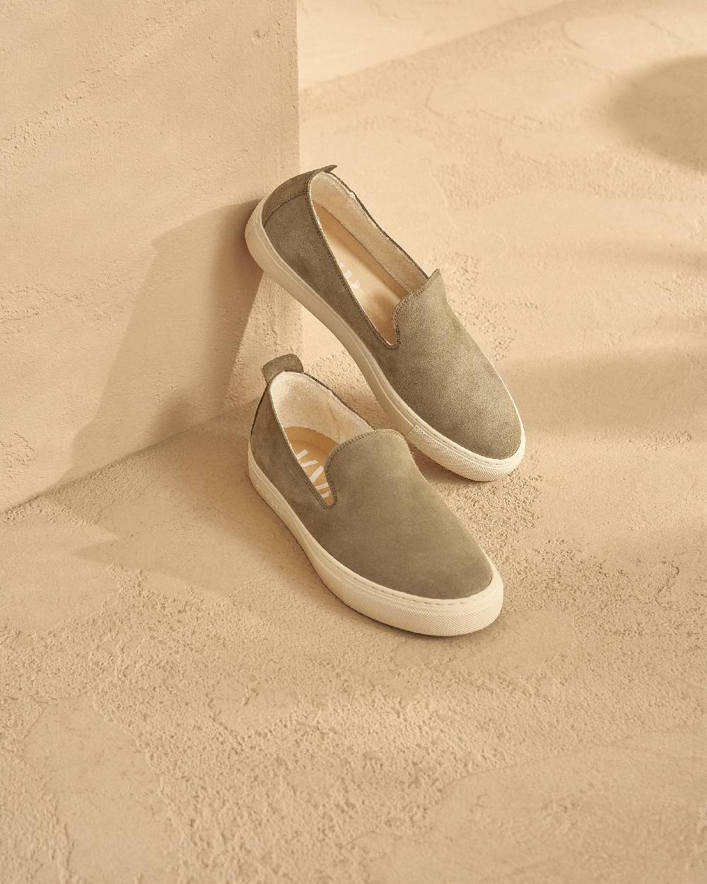 Manebí Slip-On in pelle scamosciata - Hamptons - Forest 2025