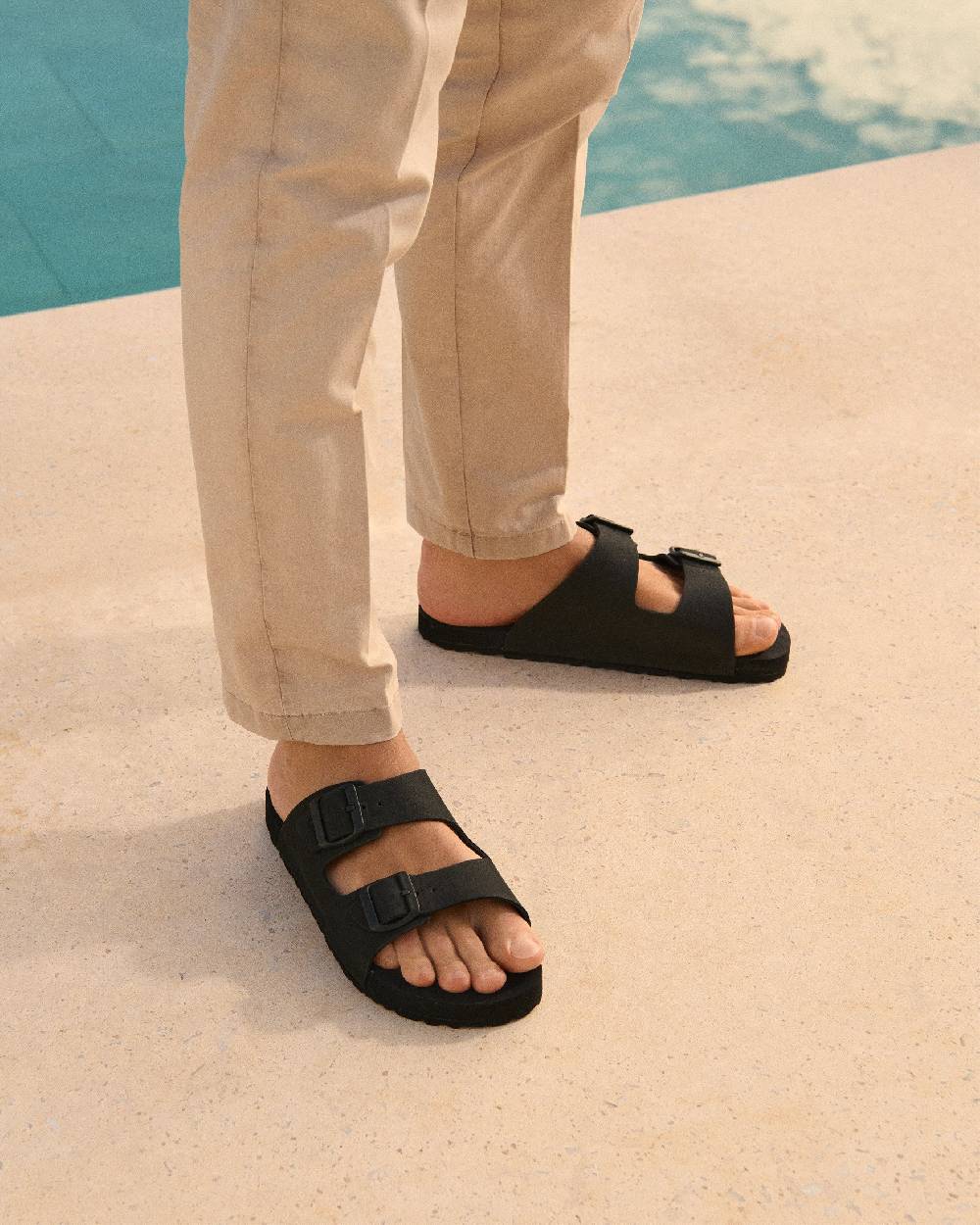 Manebí Eva Swim Sandals - Honolulu Black Negozi Online