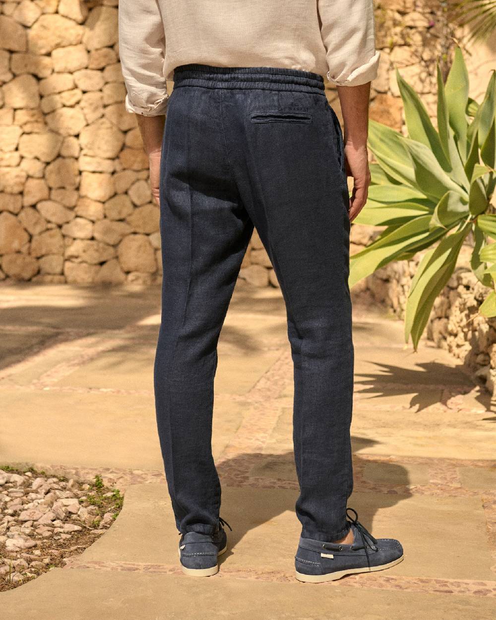 Manebí Woven Linen Santa Barbara Trousers - Night Blue Offerta