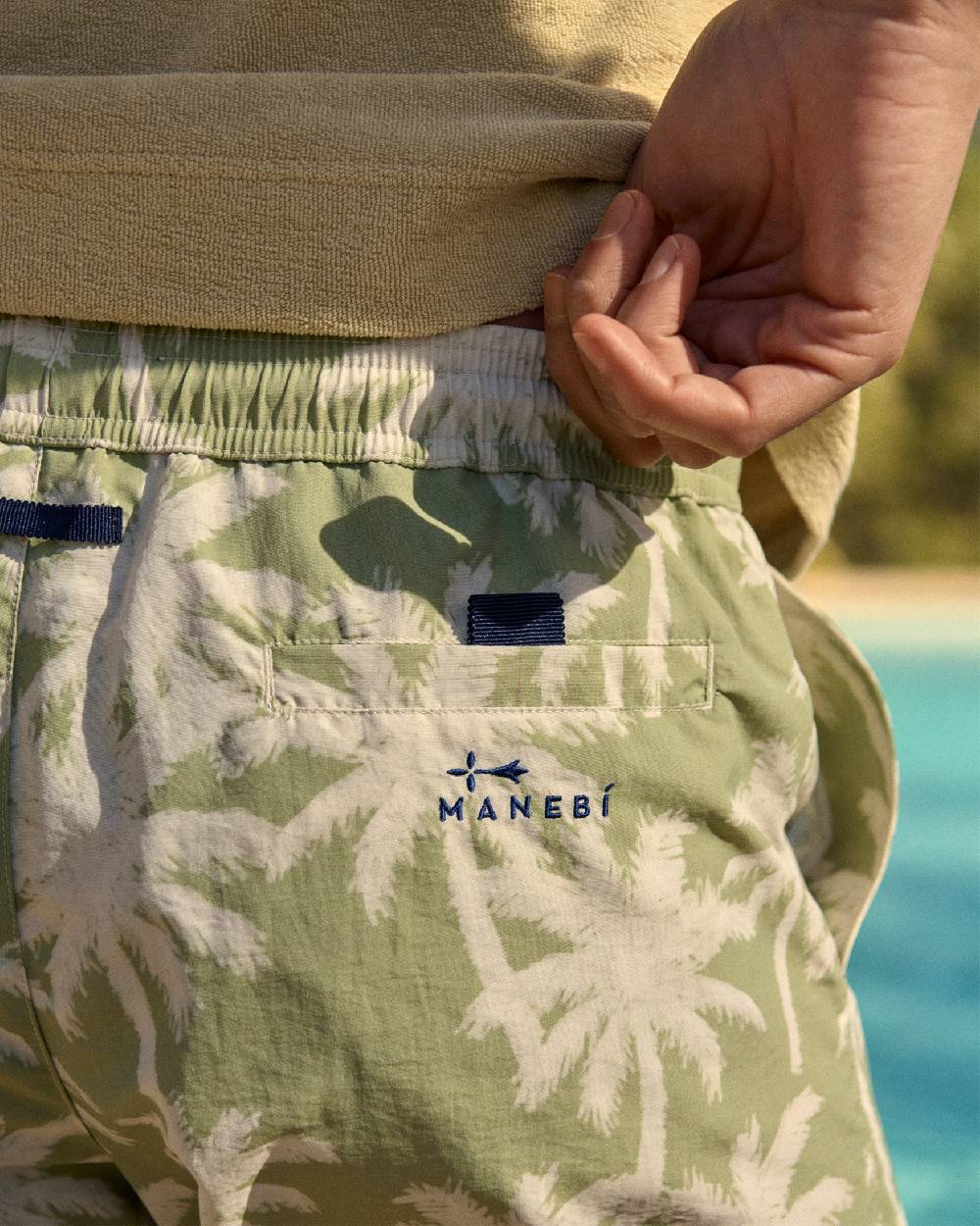 Manebí Printed Swim Shorts - Sage Macro Palms Sostegno trimestrale
