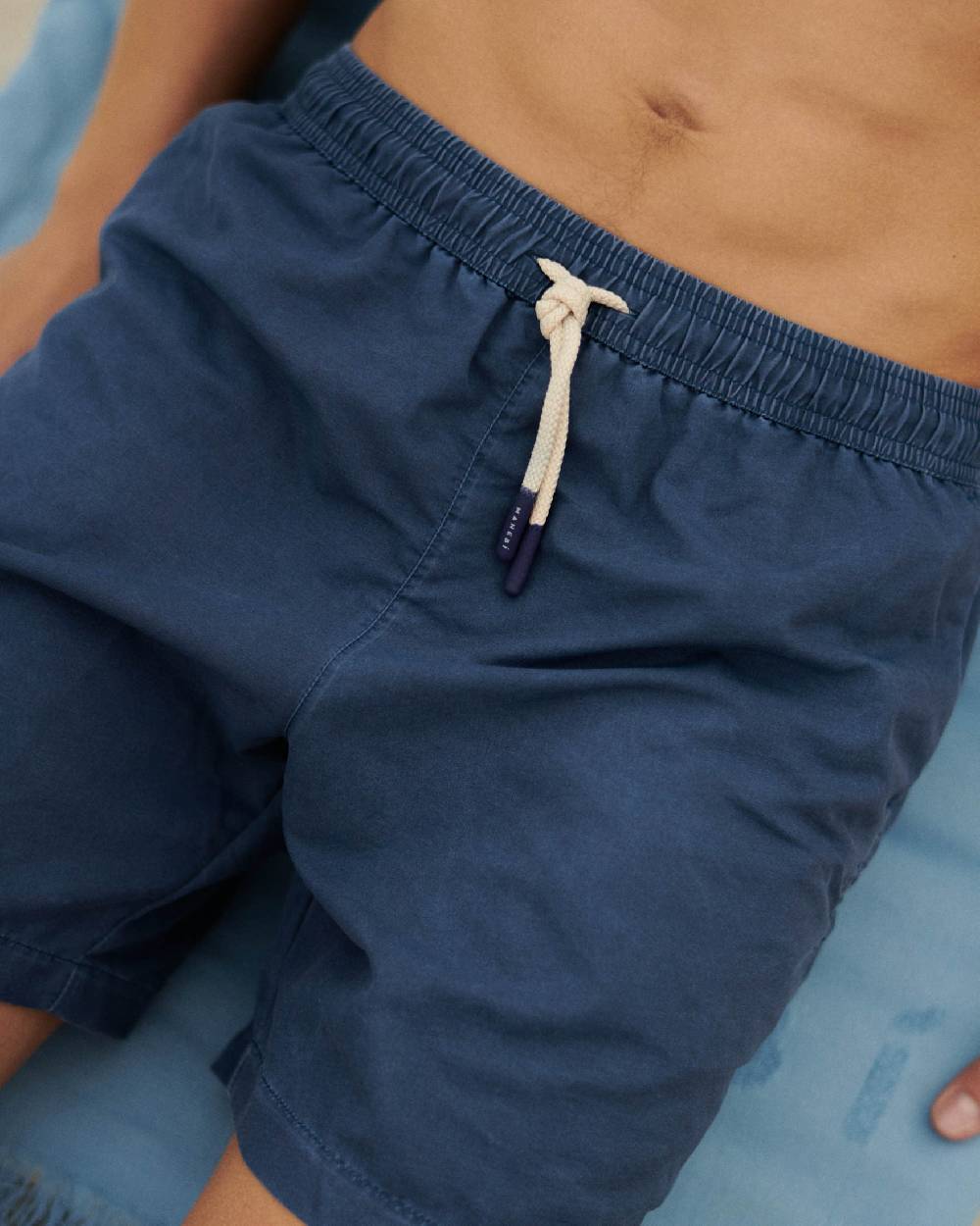 Manebí Solid Color Swim Shorts - Stone Washed Faded Navy Blue Trasporto libero internazionale