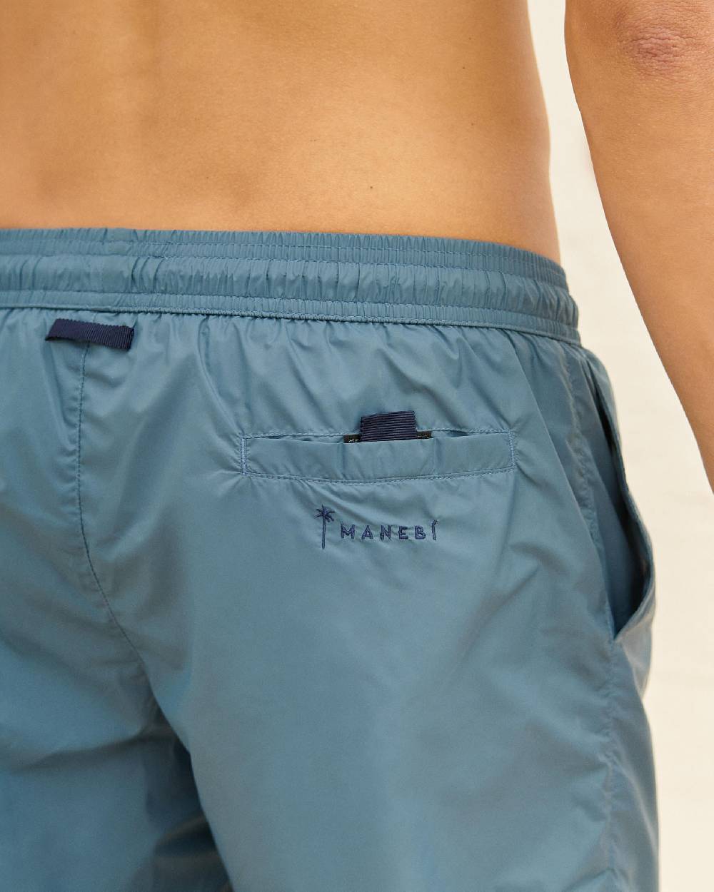 Manebí Solid Color Swim Shorts - Recycled Ultra Light Navy Blue Officina
