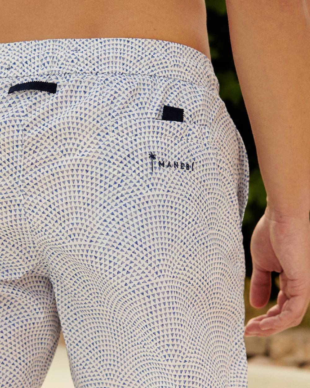 Manebí Printed Radial Triangles Swim Shorts - Recycled Ultra Light White \u0026 Triangles Sconti questo mese