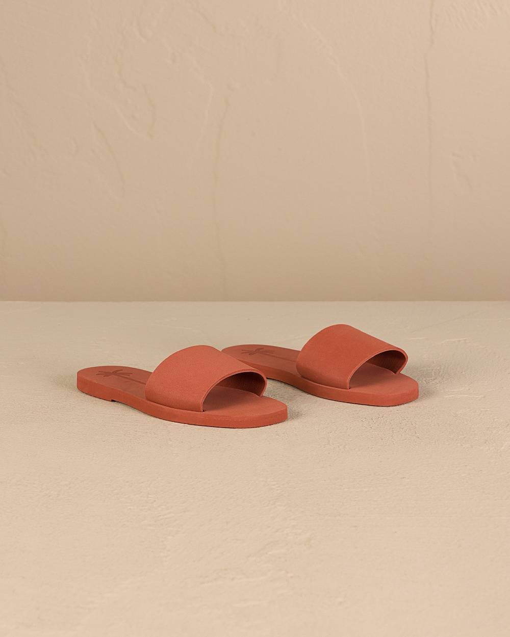 Manebí Eva Slide|Swim Sandals - Terracotta Promozione