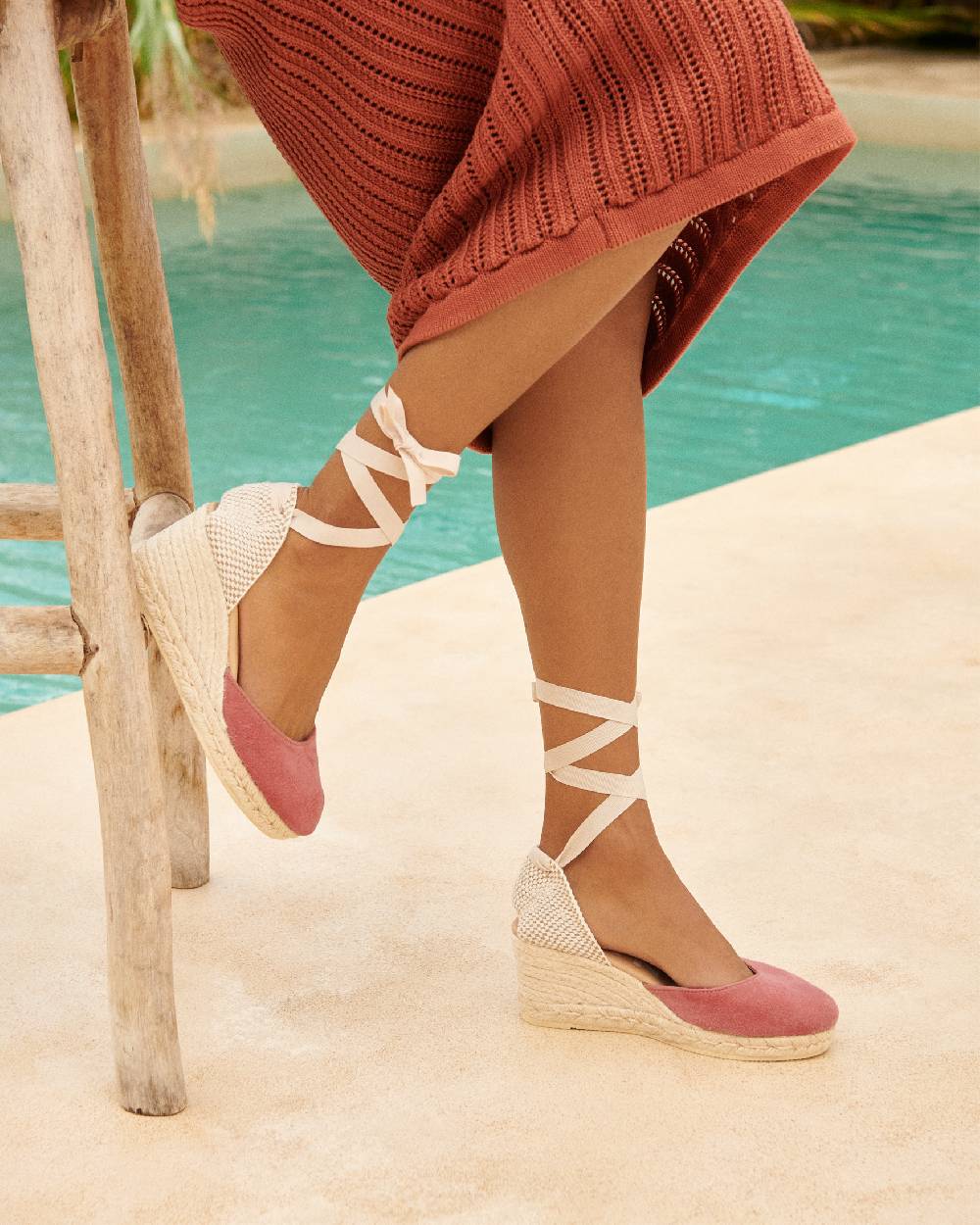 Manebí Soft Suede Low Wedge Espadrilles - Terracotta Spedizione Gratuita