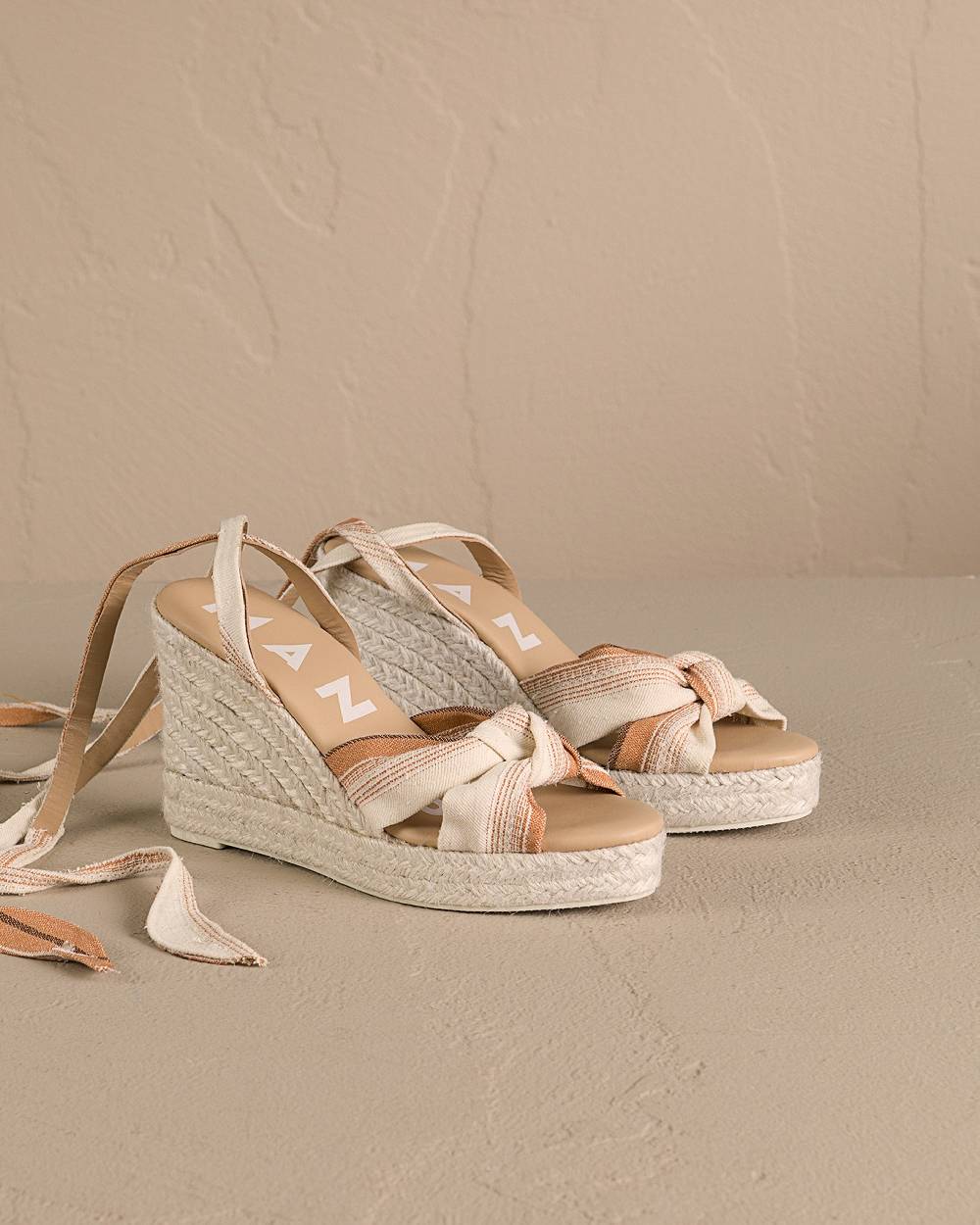Manebí Cotton Linen And Silk Raw Fabric|Wedge Espadrilles With Knot - Rust Macro Stripe Qualità Garantita