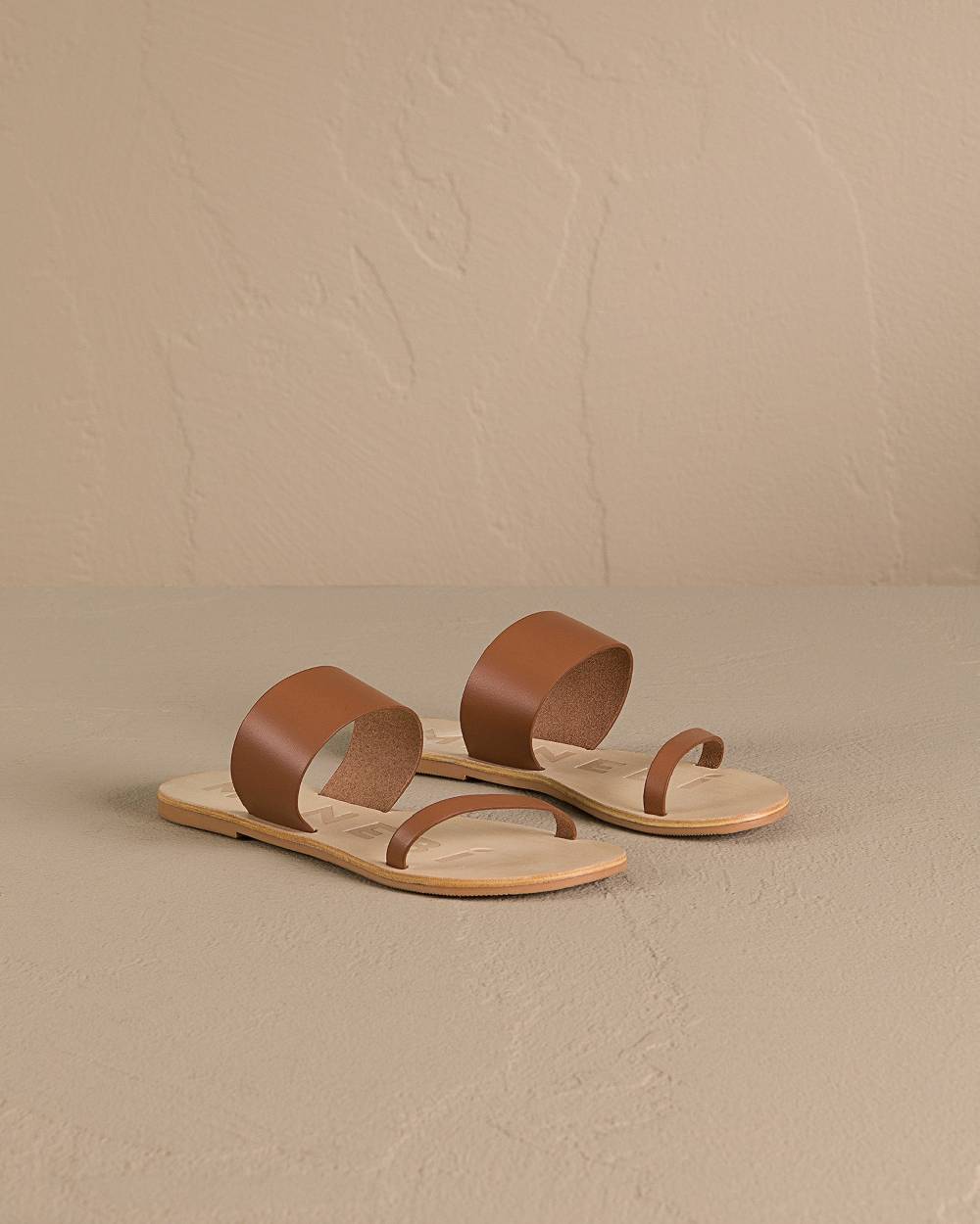 Manebí Leather Two Bands Sandals - Tan In Vendita