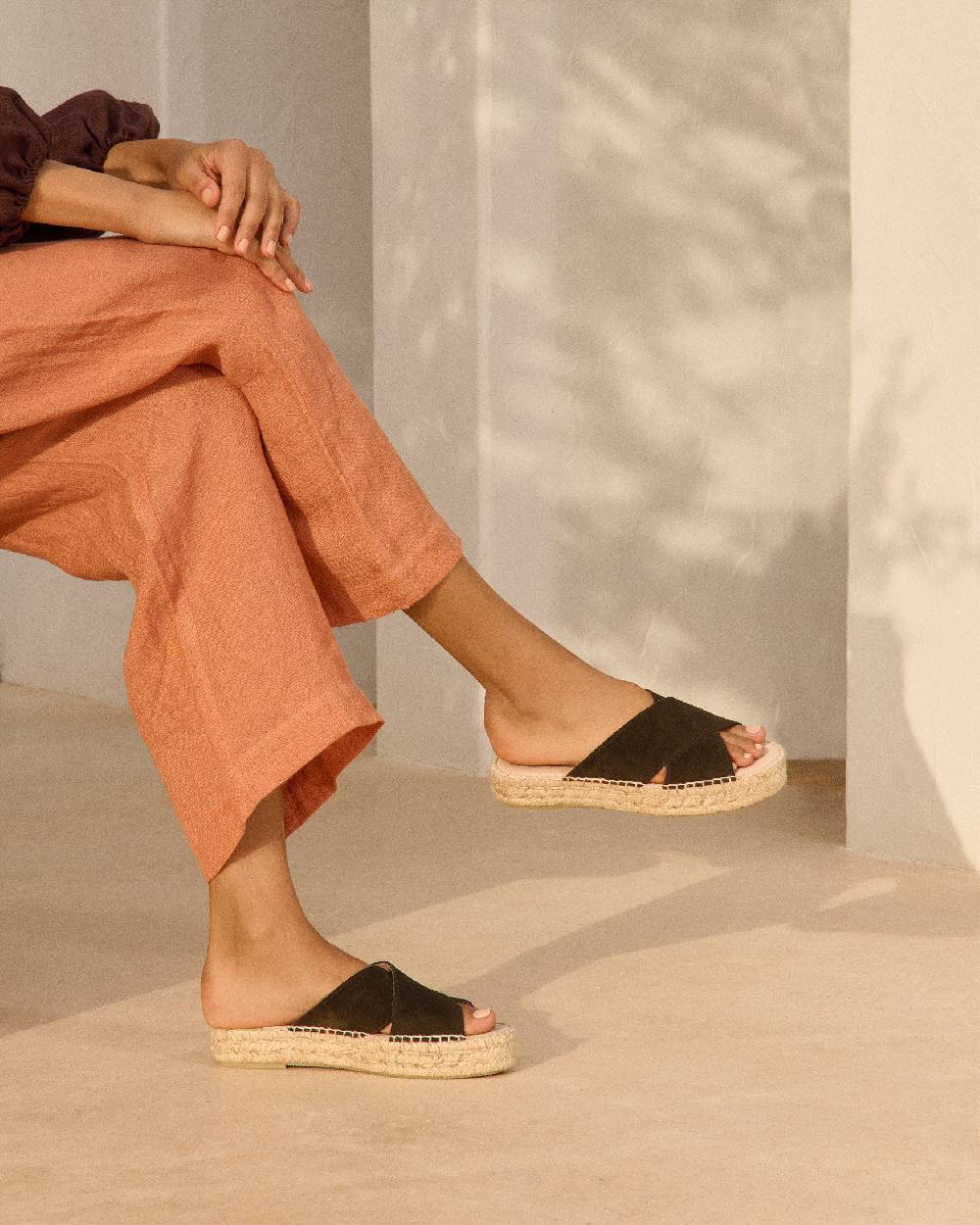 Manebí Suede Double Sole|Crossed Bands Sandals - Cocoa In Saldo
