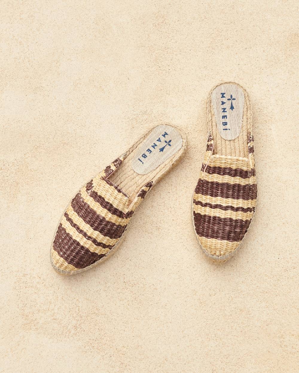 Manebí Raffia Stripes Mules - Cocoa \u0026 Natural Offerta San Valentino