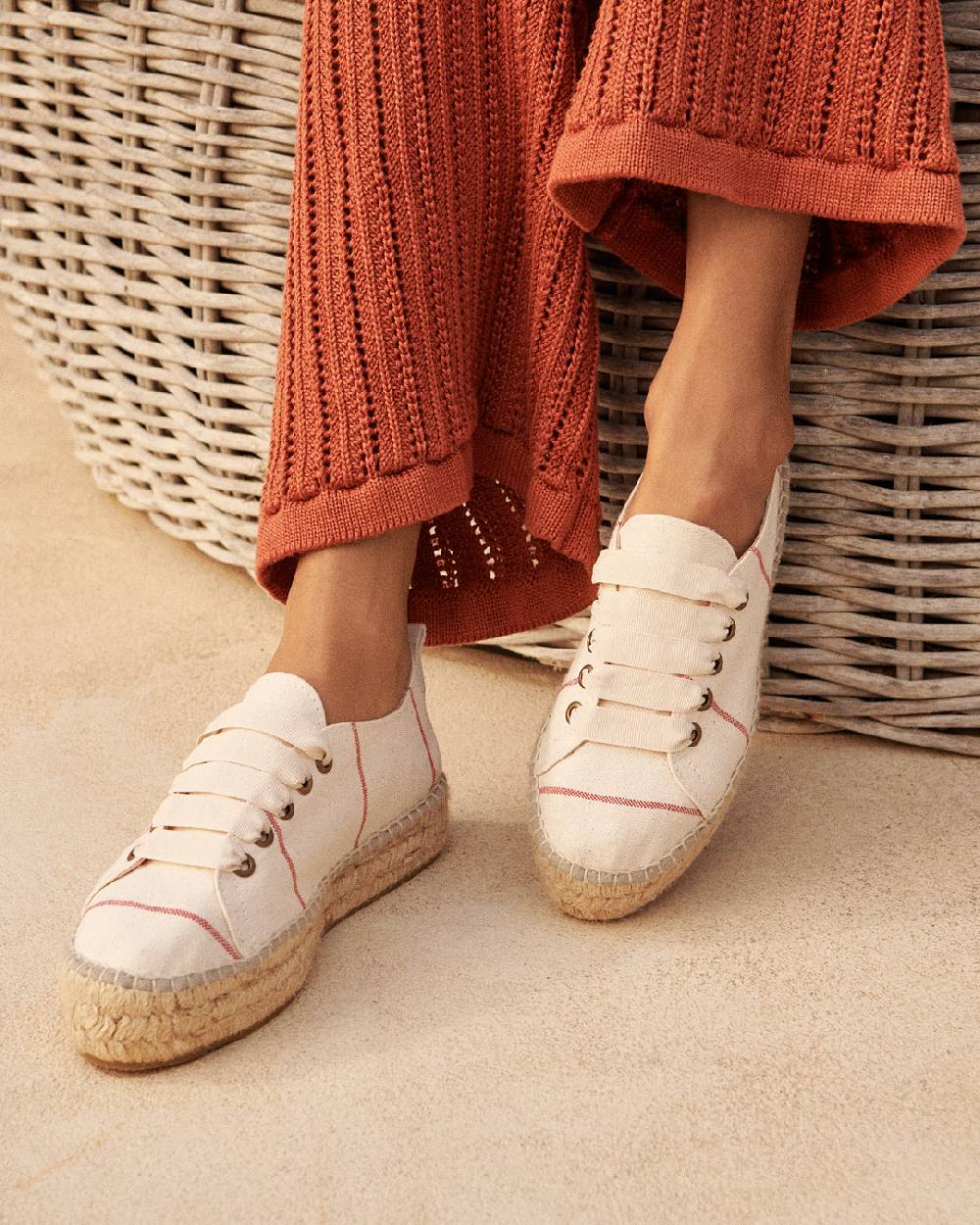 Manebí Woven Canvas|Lace-Up Espadrilles - Red Micro Stripes On Beige Smaltimento dello stoccaggio