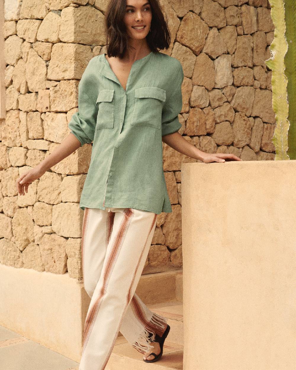 Manebí Linen Valparaiso Shirt - Mineral Green Ritorno libero