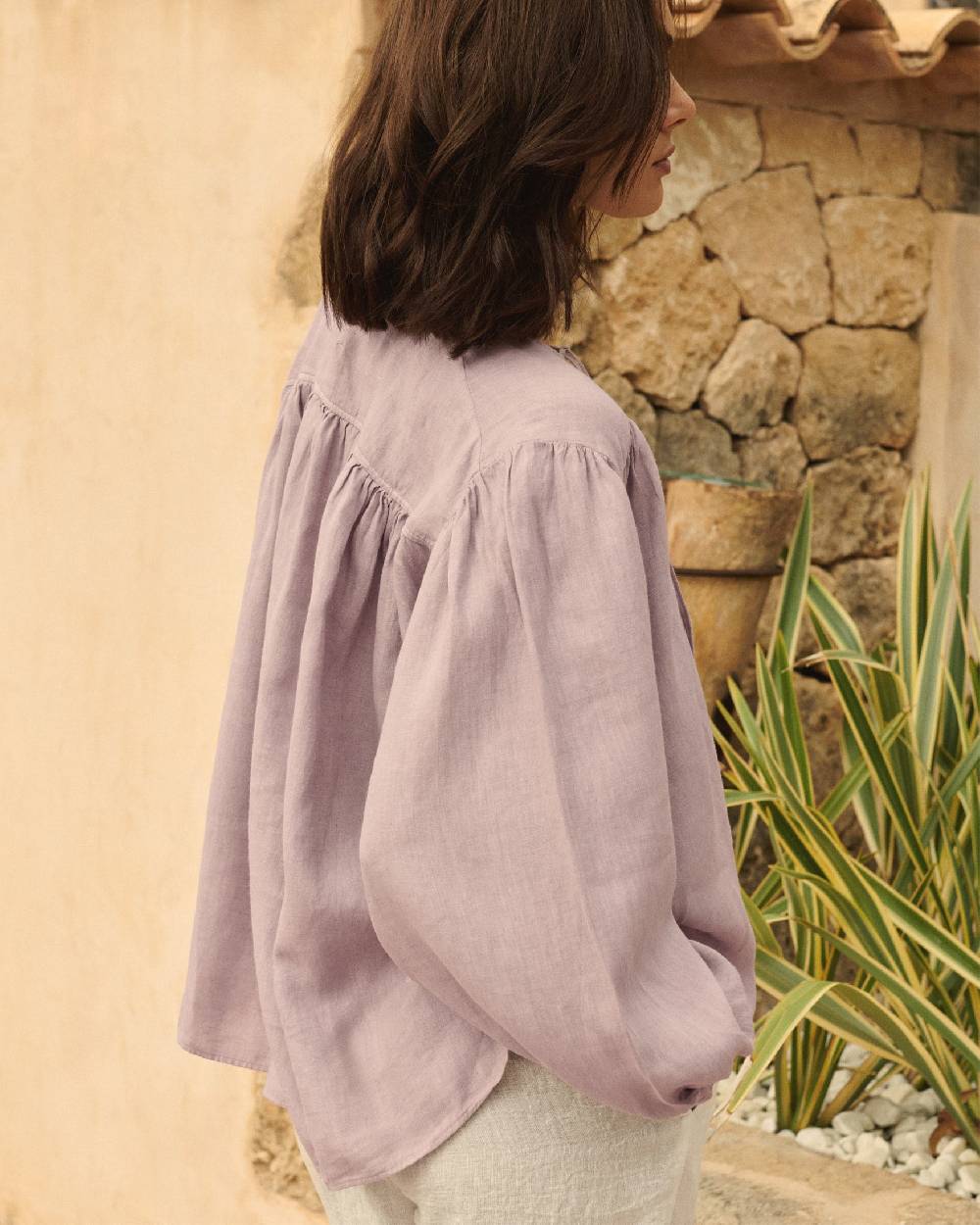 Manebí Linen Varadero Shirt - Iris ACQUISTA ORA