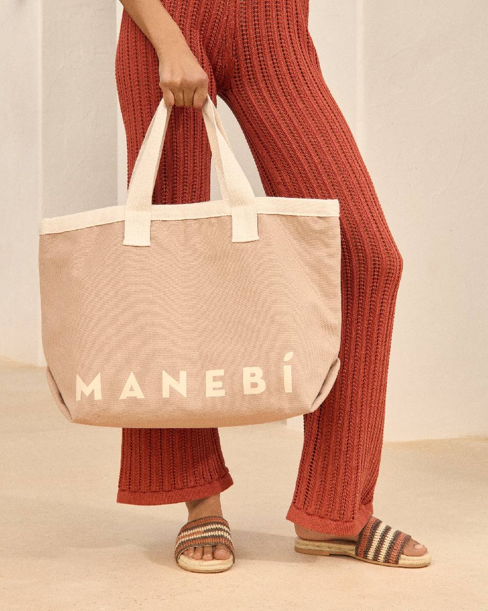 Manebí Canvas California Tote Bag - Desert With Ecru Logo In vendita