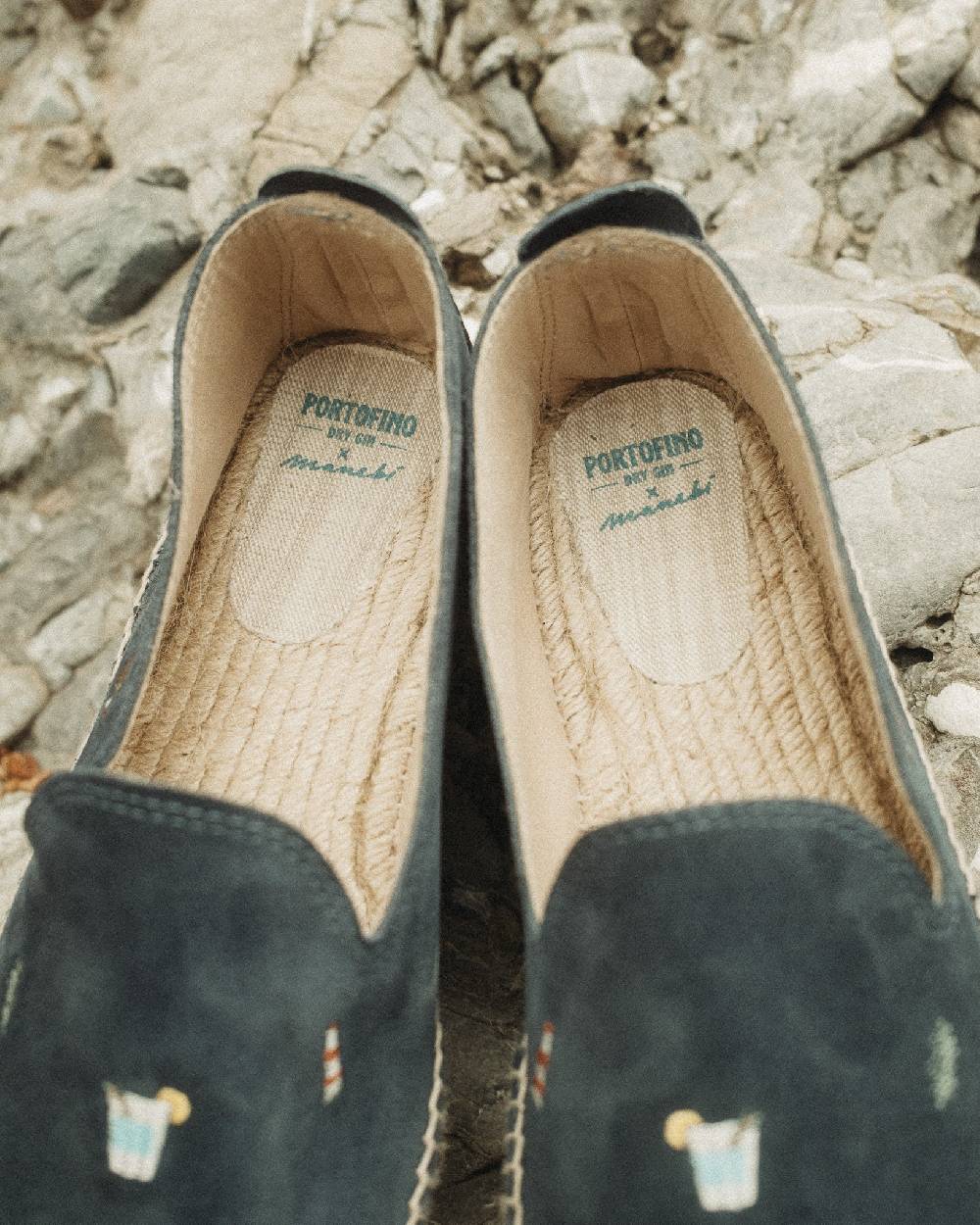 Manebí Espadrillas in Pelle Scamosciata - Portofino Dry Gin X Manebí Patriot Blue con Ricami Multicolor Italy