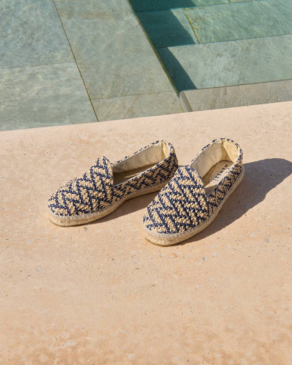 Manebí Raffia Zig Zag Espadrilles - Navy Blue And Natural Fino Al -60%