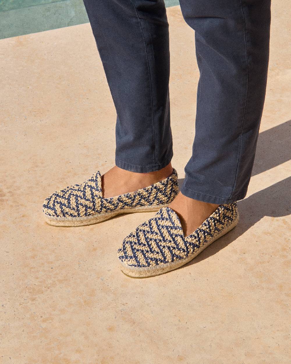 Manebí Raffia Zig Zag Espadrilles - Navy Blue And Natural Fino Al -60%