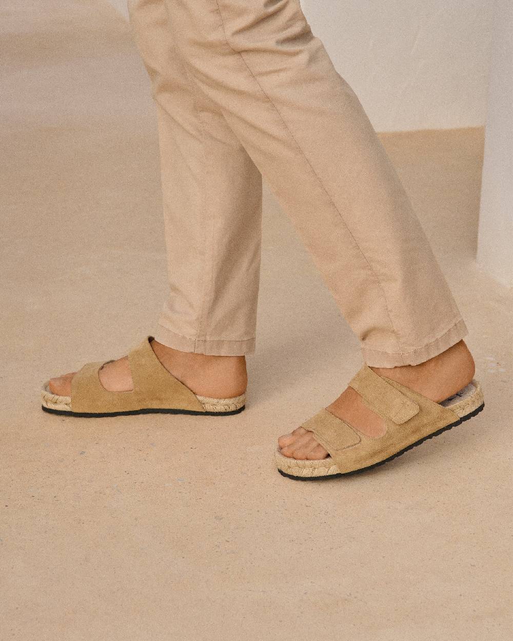 Manebí Suede Strap Nordic Sandals - Washed Beige Presa