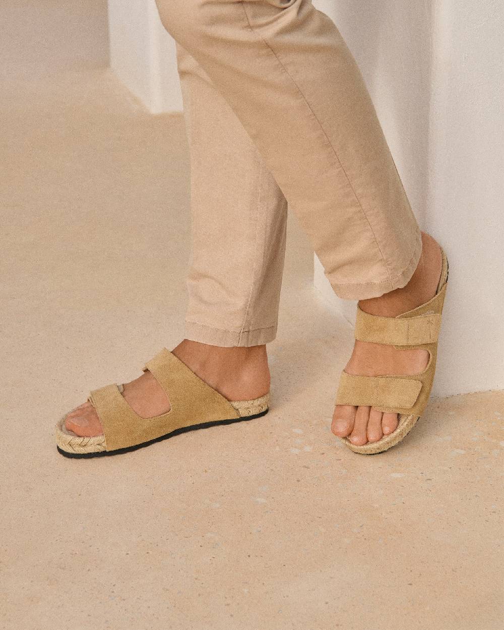 Manebí Suede Strap Nordic Sandals - Washed Beige Presa