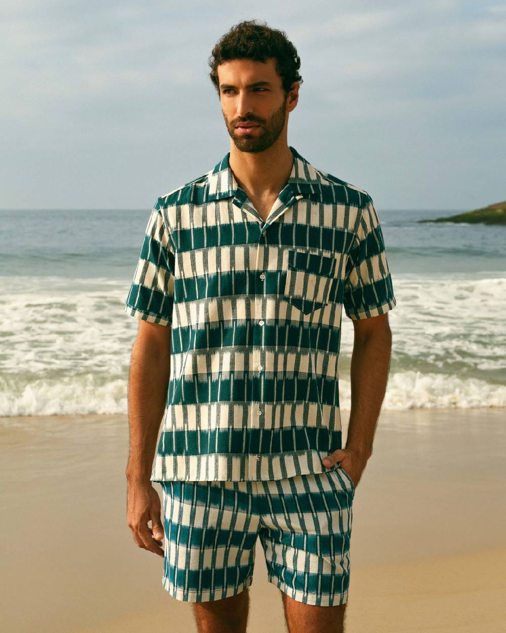 Manebí Dyed Cotton Malibu Shorts - Navy Blue \u0026 Indigo Pattern Sconto