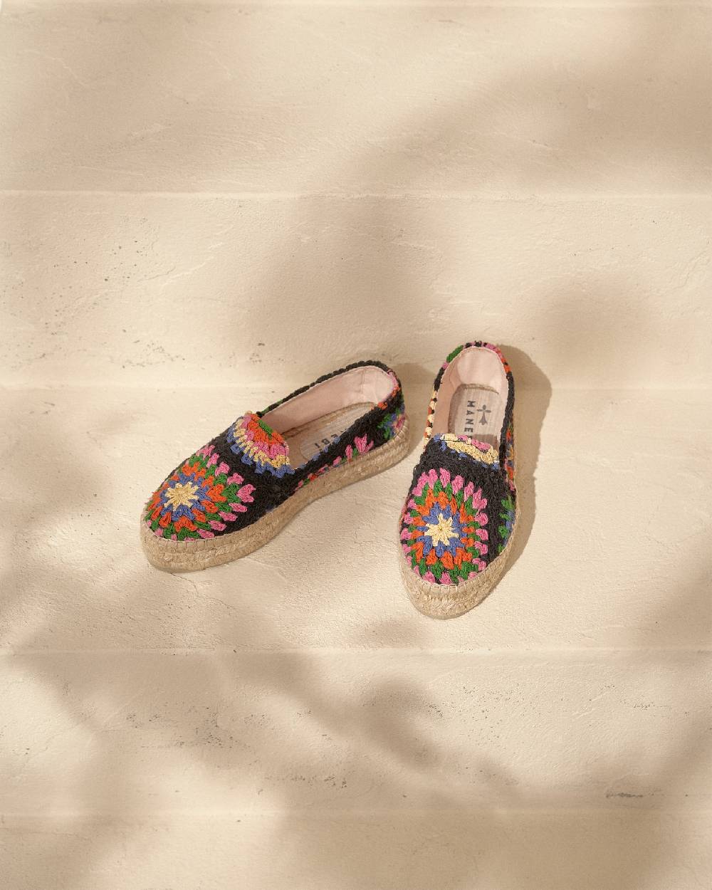 Manebí Cotton Crochet Double Sole Espadrilles - Yucatán Orange And Pink On Black Vendite stagionali