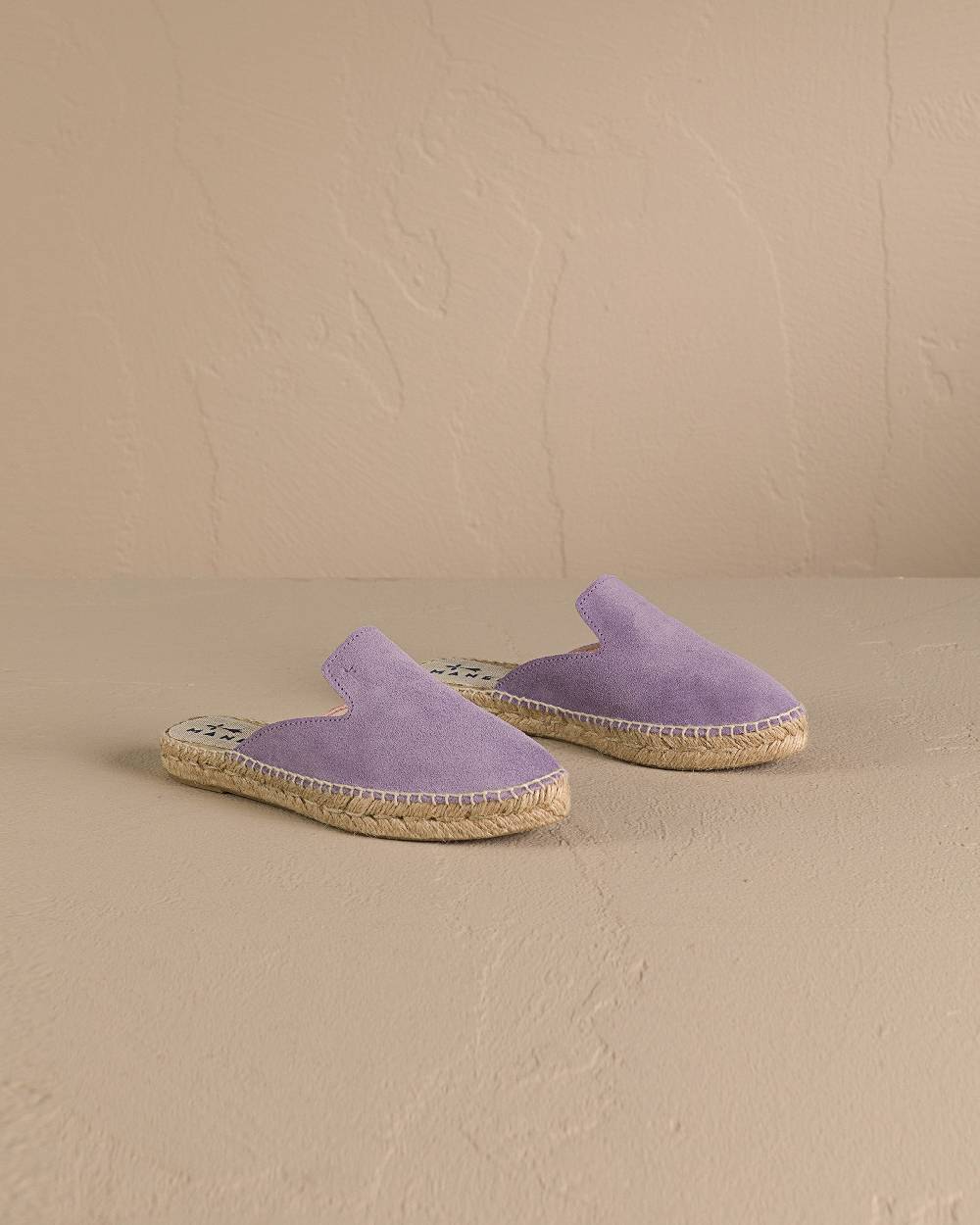 Manebí Suede Mules - Wisteria Lilac Grandi sconti