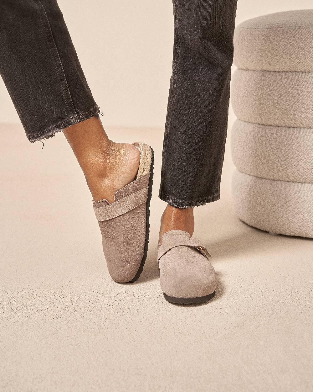 Manebí Suede Clog Mules - Hamptons Coco Brown Rilascio limitato