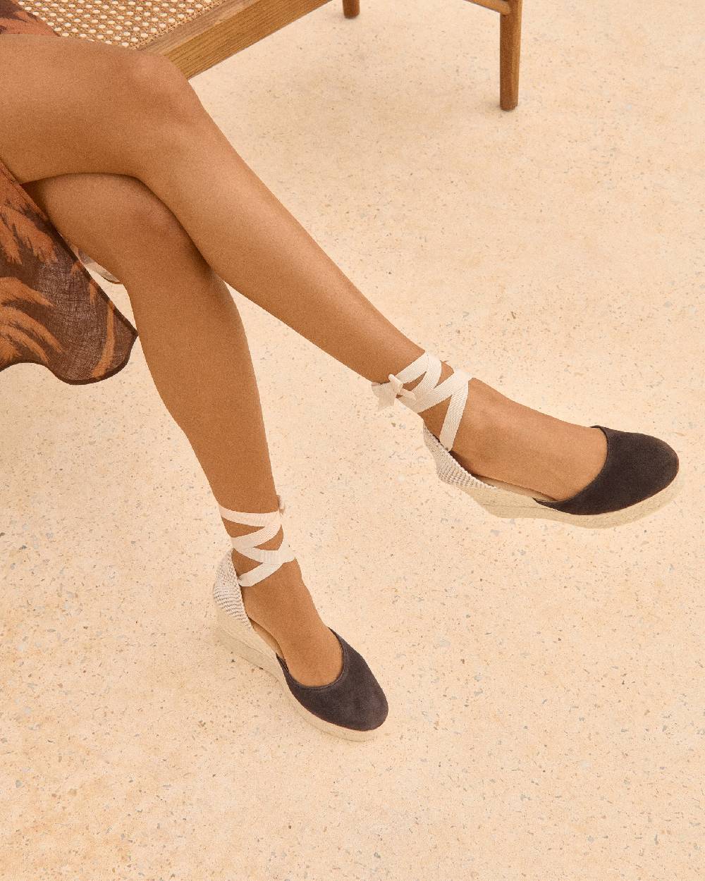Manebí Soft Suede Wedge Espadrilles - Cocoa Discount Store per i nuovi prodotti