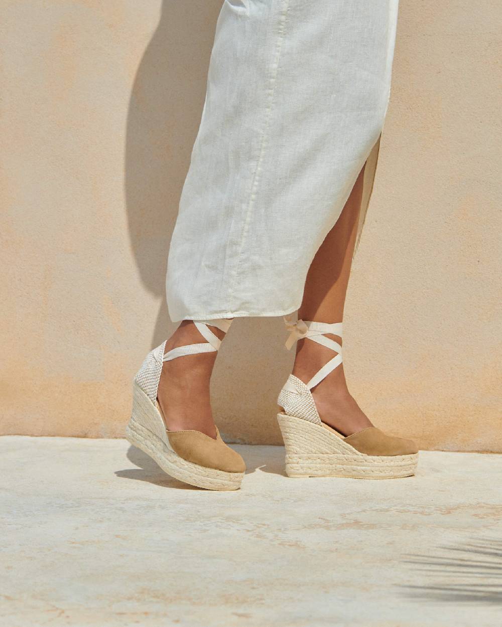 Manebí Soft Suede Heart-Shaped|Wedge Espadrilles - Hamptons Vintage Taupe 50% di sconto con spedizione gratuita