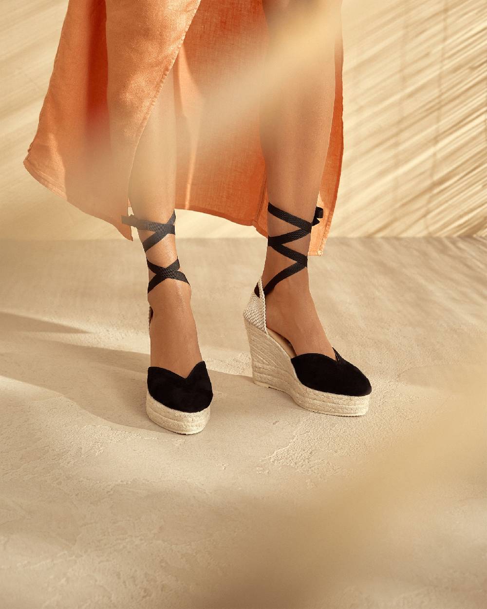 Manebí Soft Suede Heart-Shaped|Wedge Espadrilles - Hamptons Black Trasporto libero internazionale