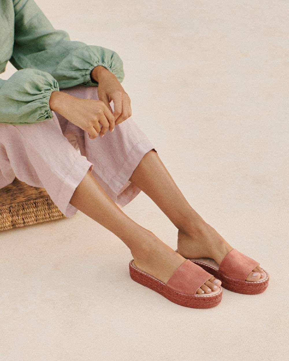 Manebí Suede Double Sole Slides - Terracotta On Tone Convenienza