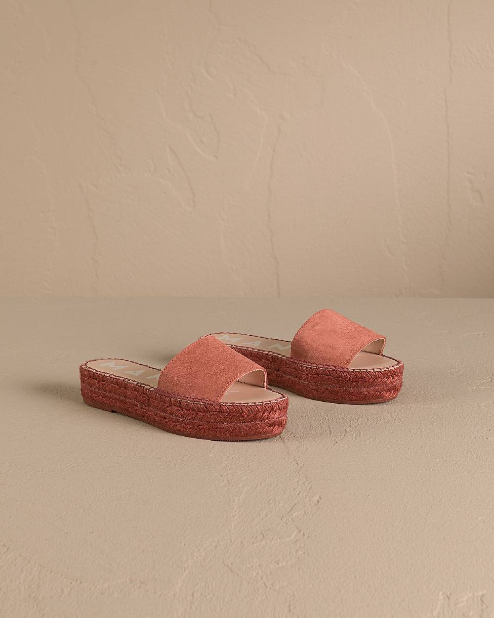 Manebí Suede Double Sole Slides - Terracotta On Tone Convenienza