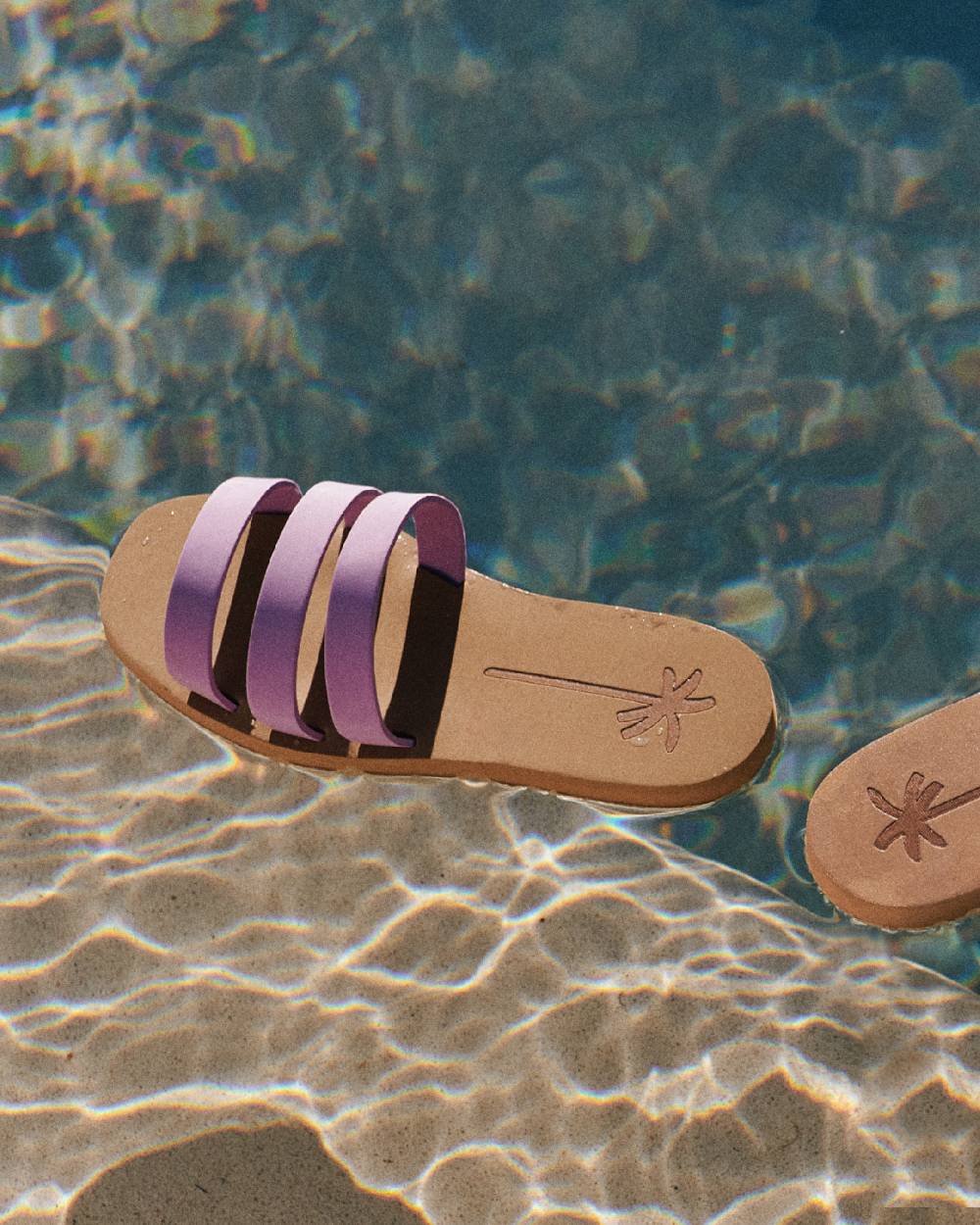 Manebí Eva Three Bands|Swim Sandals - Wisteria Lilac \u0026 Cuero Vendita Calda