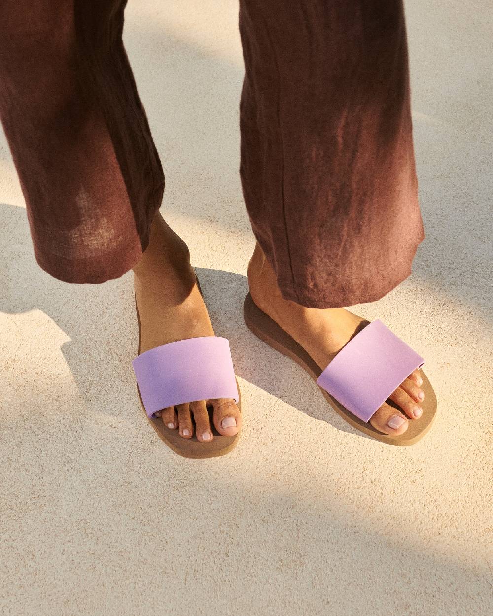 Manebí Eva Slide|Swim Sandals - Wisteria Lilac \u0026 Cuero Vendite Flash