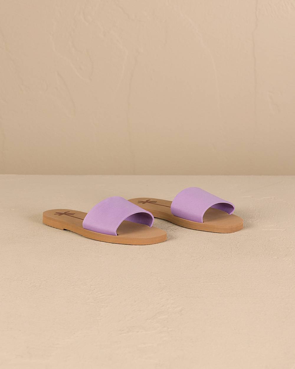 Manebí Eva Slide|Swim Sandals - Wisteria Lilac \u0026 Cuero Vendite Flash