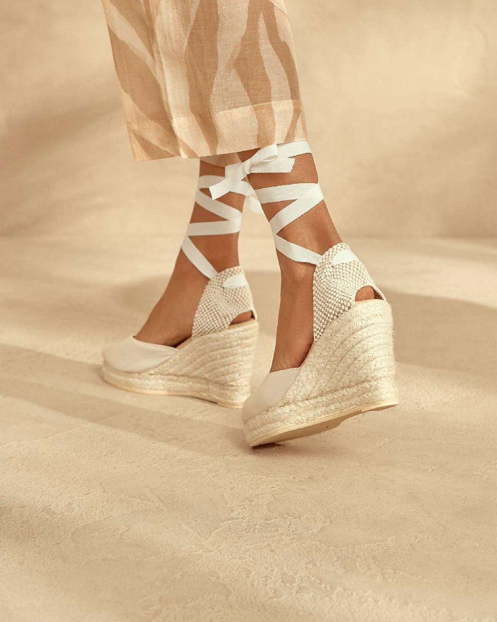 Manebí Satin Wedge Espadrilles - Love White Negozio online di fabbrica