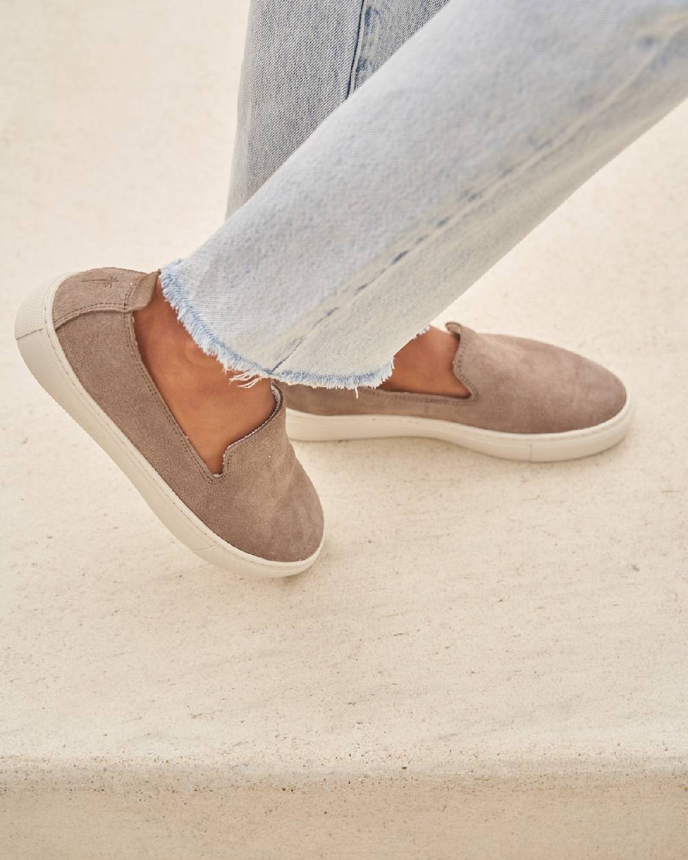 Manebí Suede Slip-On - Hamptons Coco Brown Offerta speciale