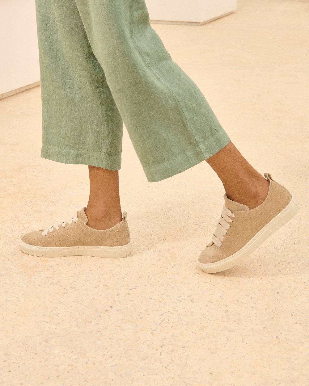 Manebí Suede Sneakers - Hamptons Champagne Beige Fornitura limitata