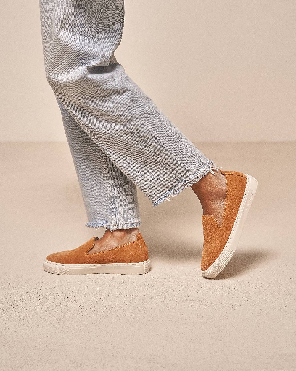 Manebí Suede Slip-On - Hamptons Cuero Offerta Giorno del Papà