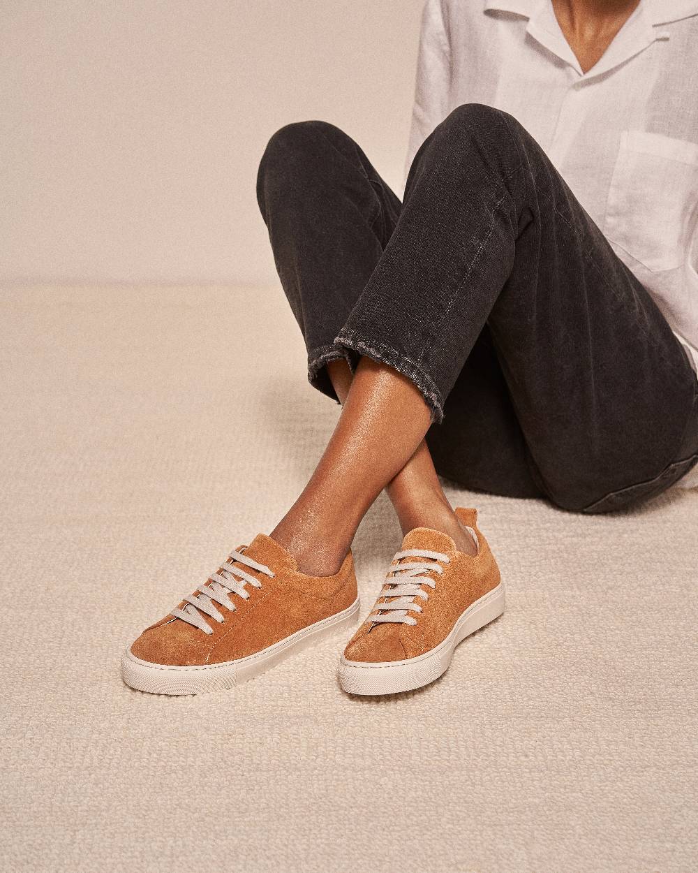 Manebí Suede Sneakers - Hamptons Cuero Offerta San Valentino