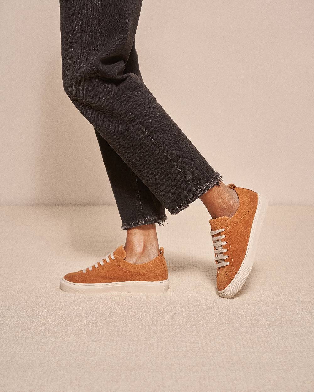 Manebí Suede Sneakers - Hamptons Cuero Offerta San Valentino