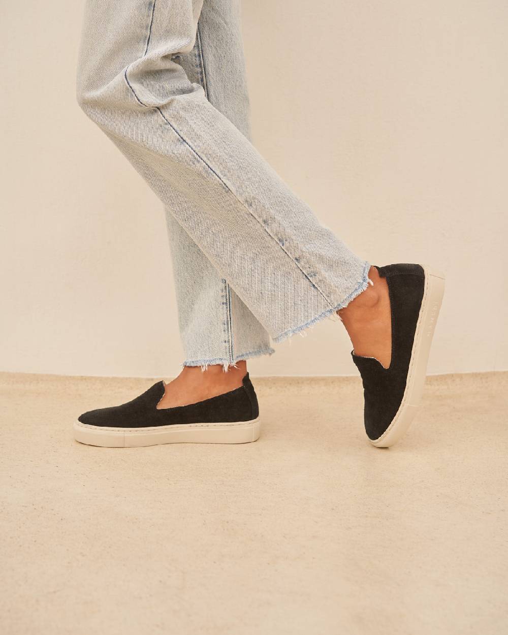 Manebí Suede Slip-On - Hamptons Black Smaltimento dello stoccaggio