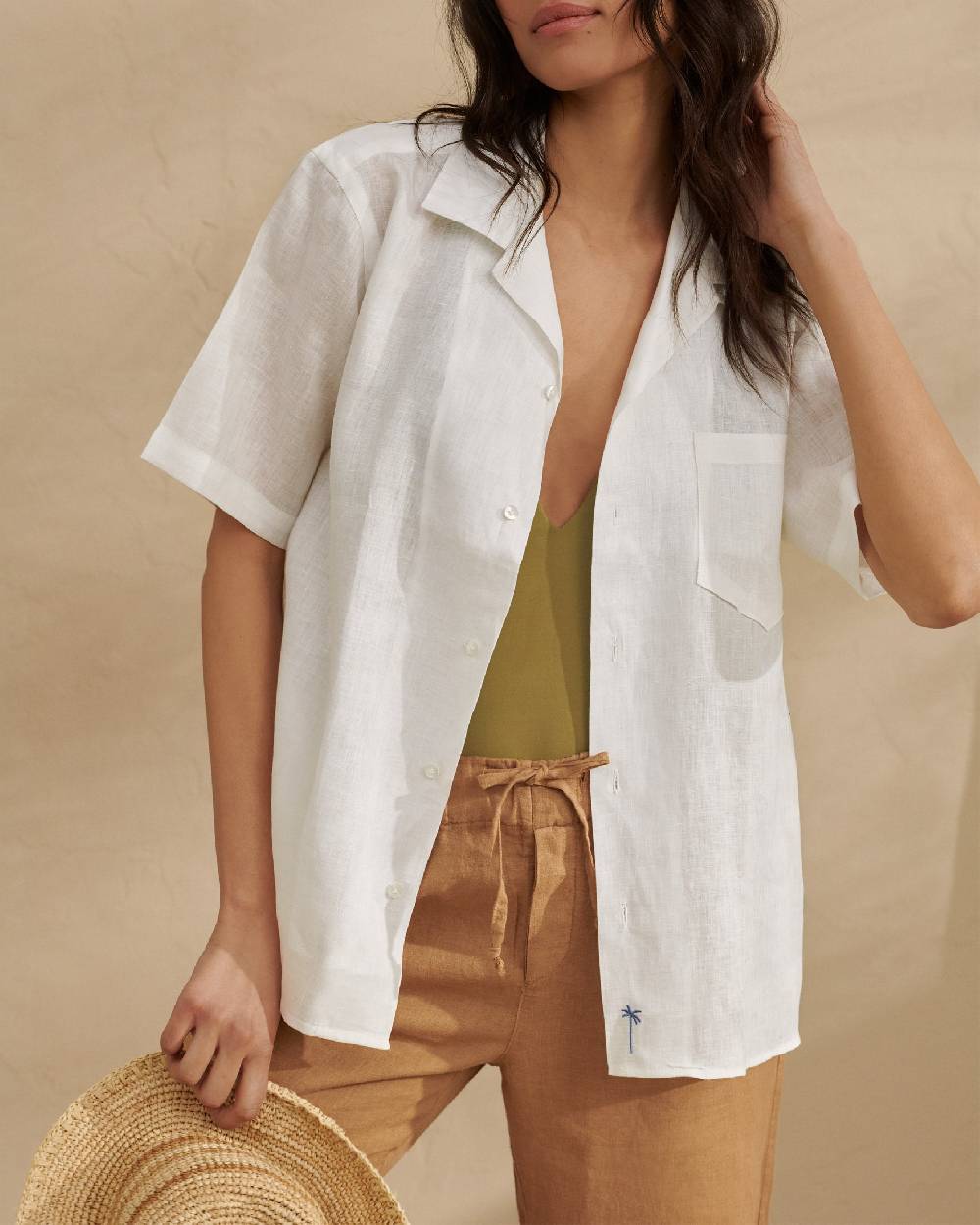 Manebí Bowling Linen Shirt - Havana White Comprane uno, ottenene uno gratis