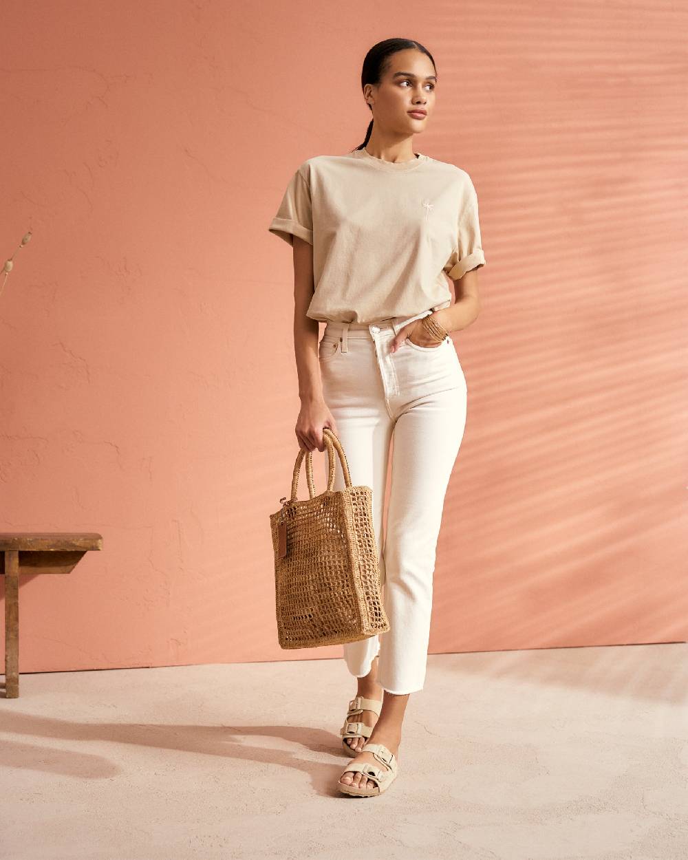 Manebí Jersey L. A. T-Shirt - Embroidered Sand, Rose Embroidery \u0026 Rose Logo Back Print 50% di sconto con spedizione gratuita