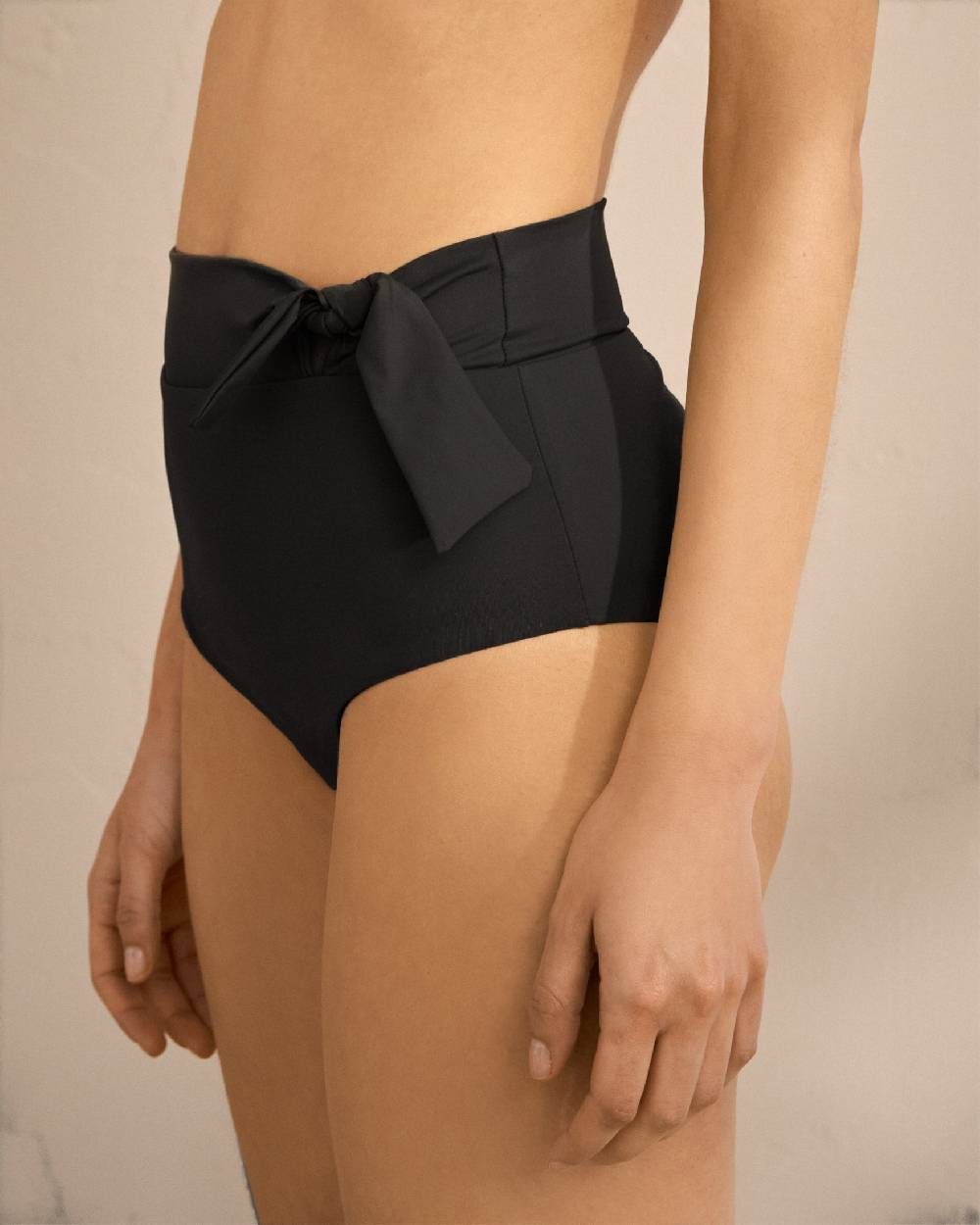 Manebí Tie One Shoulder Bikini - Black Acquista Ora