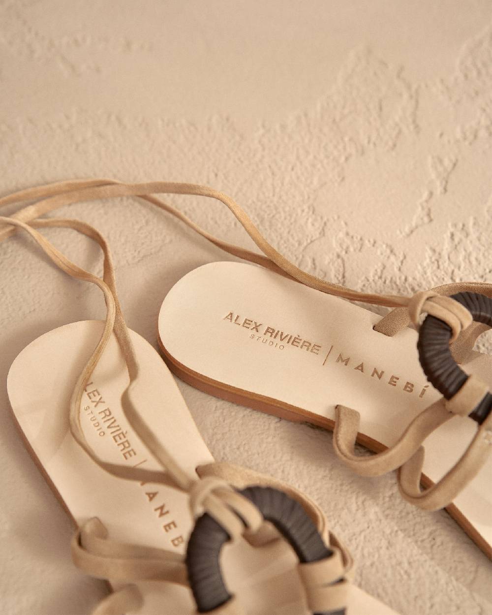 Manebí Mer Suede and Wood Effect|Lace-Up Ring Sandals - Champagne Beige Liquidazione
