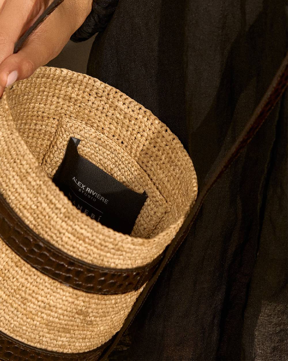 Manebí Bucket Raffia with Leather - Tan and Chocolate Offerta settimanale